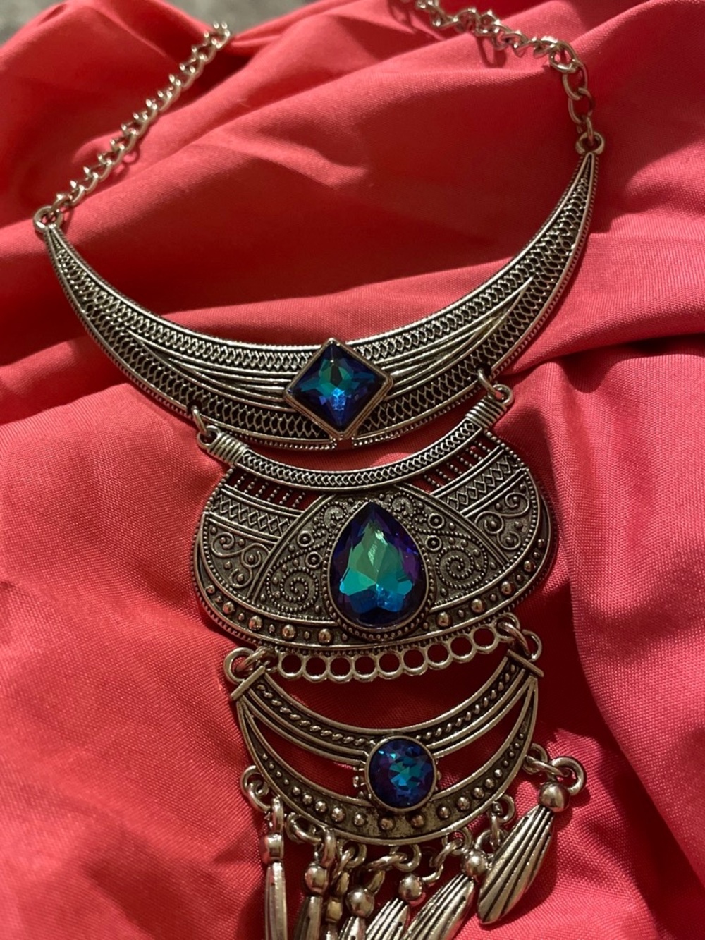 very pretty necklace